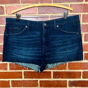 Universal Thread dark wash denim shorts, size 16
